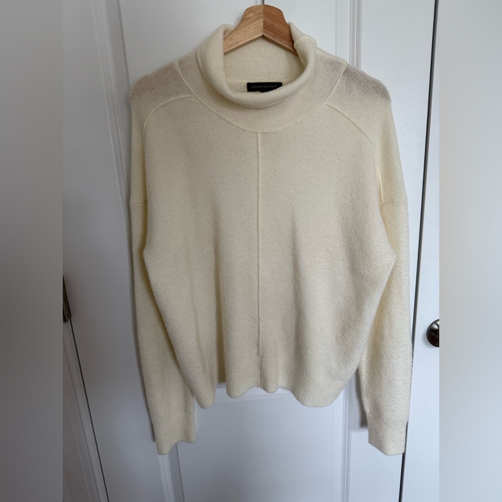 Banana Republic Funnel Neck Cozy Cream Turtleneck Sweater Size L - Picture 2 of 8